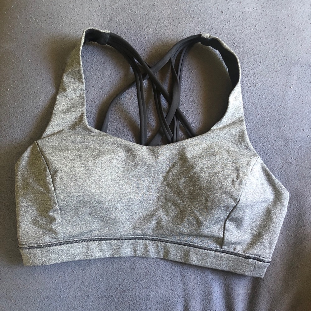 Lululemon sports bra